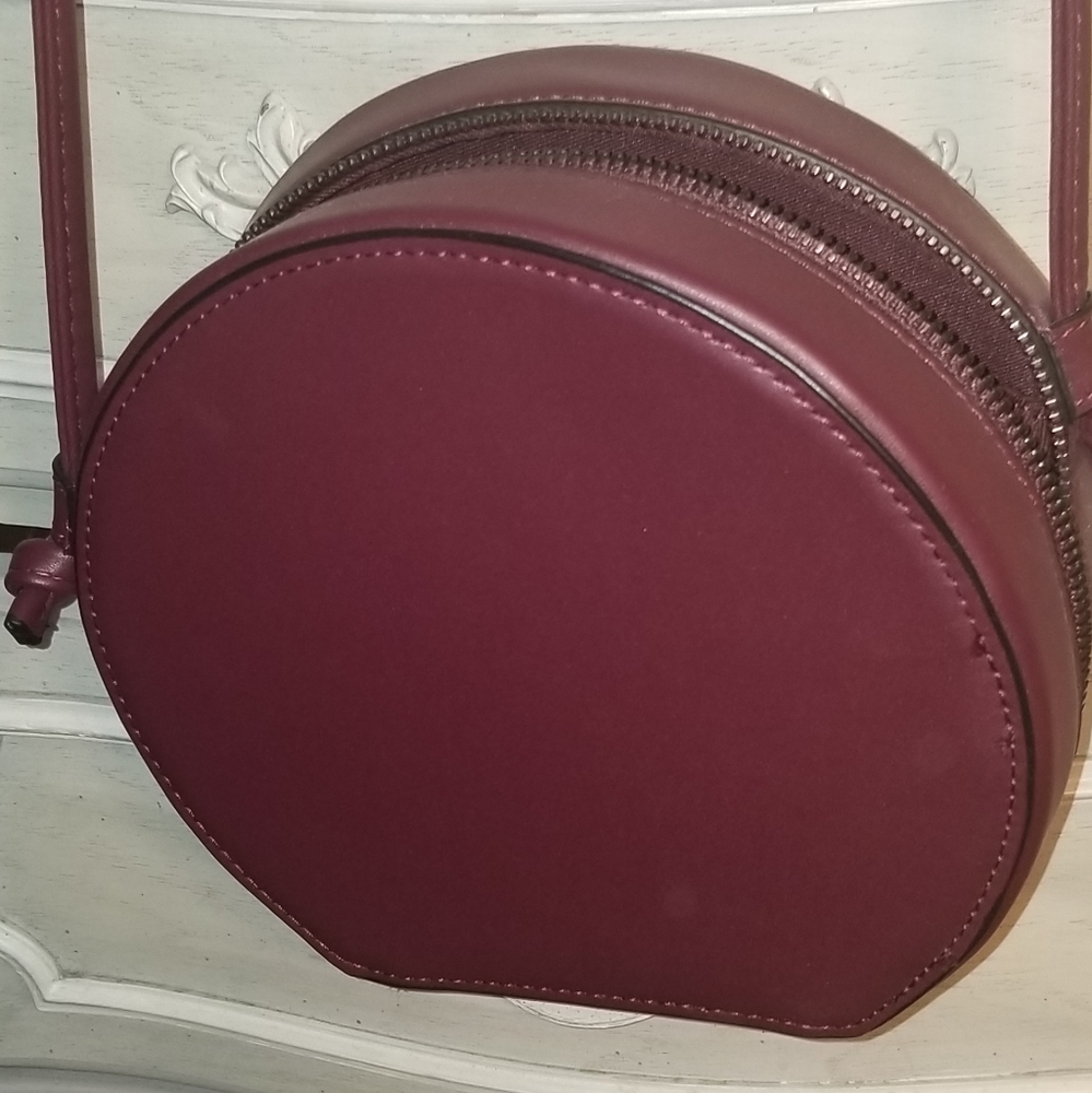 Purse - Picture 2 of 3